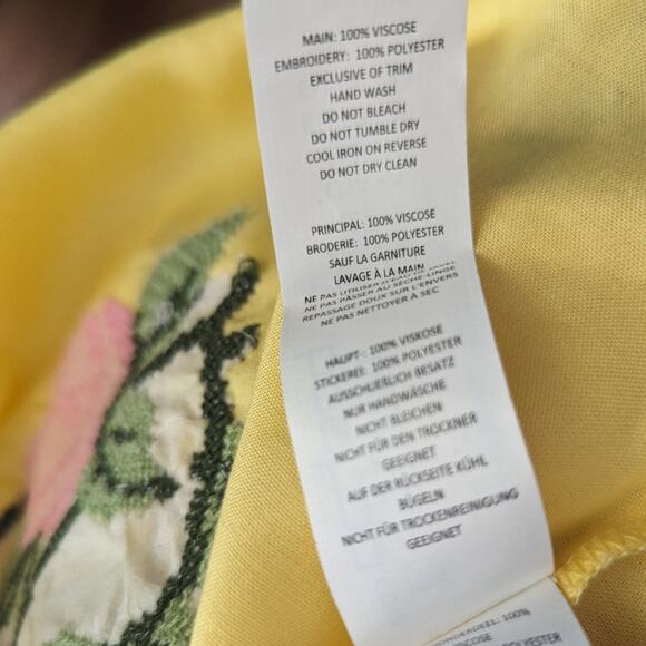 Boohoo Cold Shoulder Embroidered Skater Dress Lemon Yellow sz 4 New with Tags - Picture 4 of 7